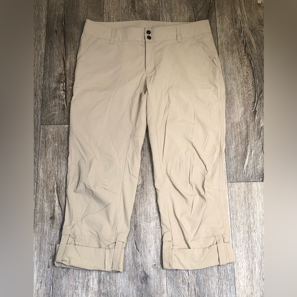 Columbia Women's Saturday Trail Roll-Up Pants Size 12 - Picture 3 of 10
